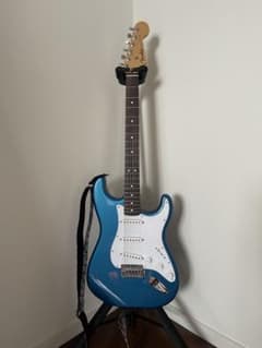 Y*y様 Fender Standard Stratocaster エレキギターのサムネイル