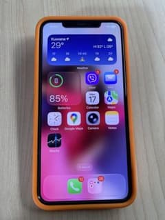 Apple iPhone 11 Pro max本体 SIMフリーのサムネイル