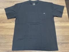 The North Face ブラック Tシャツ ポケット付きのサムネイル