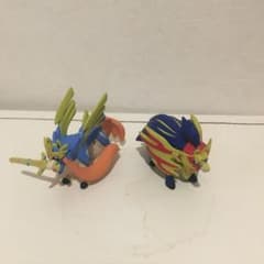 ポケモン フィギュア　ザマゼンタ　ザシアン　ぽけもん　ぽけか　ピカチュウ　はがねのサムネイル