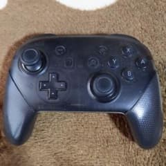 任天堂スイッチプロコンのサムネイル