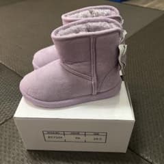 新品KIDSムートンブーツのサムネイル