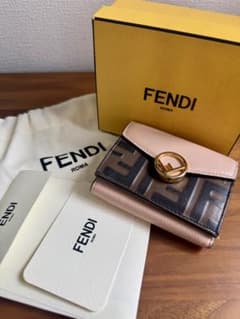 SAKURA⭐︎FENDI 三つ折り財布 ベージュ/ブラウン SAKURA様専用⭐︎FENDI 三つ折り財布 ベージュ/ブラウン - メルカリ