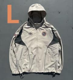 9090 × umbro Gradation NylonHoodedJacket - メルカリ