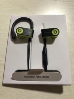 beats powerbeats3 ワイヤレスイヤホンのサムネイル