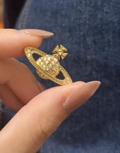 viviennewestwoodピアス　片耳のサムネイル