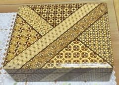 文箱　箱根寄木細工 硯箱 伝統工芸品 小物入れ 箱型【伝統工芸品】箱根寄木細工 文箱／書類入れ／小物入れ（記念文字