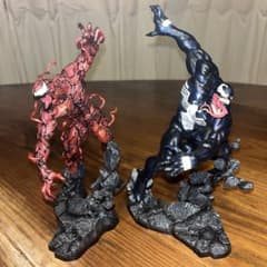 happyくじ CARNAGE ヴェノム フィギュア LAST賞 A賞 2体 - メルカリ