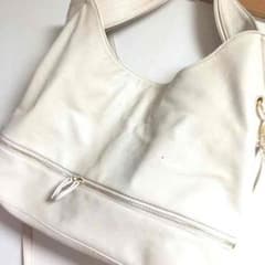 バック (アパートバイローリーズ)のサムネイル
