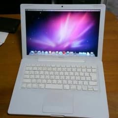 MacBook MC240J/Aのサムネイル