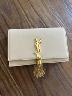 YSL ベージュ タッセル付きウォレットチェーンバッグ - メルカリ