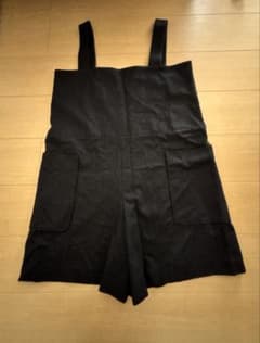 黒いオーバーオール ショートパンツ 子供服 レディースのサムネイル
