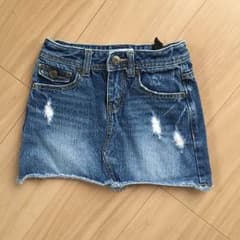 ミニスカートのサムネイル