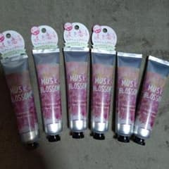 John's Blend MUSK BLOSSOM ハンドクリーム 6本セット - メルカリ