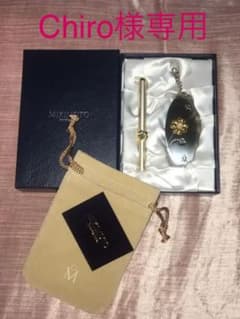 【新品未使用】MIKIMOTO リップブラシ・ミラー、スイス製 刺繍敷物のサムネイル