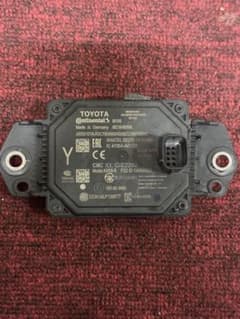 TOYOTA Continental ミリ波レーダー 88210-0D060のサムネイル
