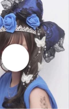 えびふらい様専用　盛り髪 パール　蝶３つのサムネイル