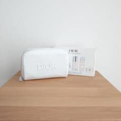 匿名配送 ディオール カプチュールトータルエッセンシャルコフレ