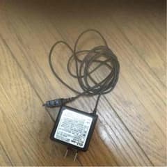 auガラケー充電器のサムネイル