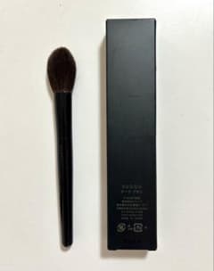 希少【未使用品】SUQQU フェイスカラー チークブラシ 灰リス毛使用
