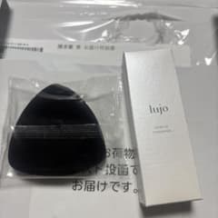 lujoファンデーションのサムネイル