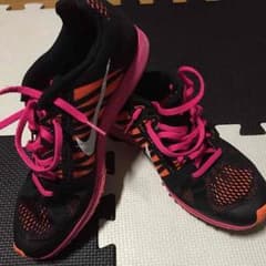 ナイキランニングシューズのサムネイル