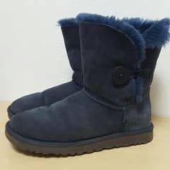 ★ウマタロウ様専用★Ugg/アグ　ベイリーボタン　紺/ネイビーのサムネイル