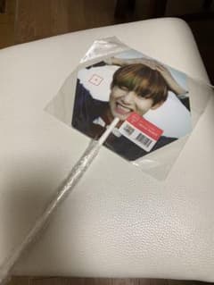 BTS  テヒョン　うちわのサムネイル