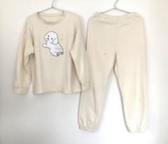 GU キッズ　パジャマのサムネイル