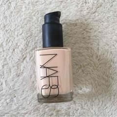 NARS ファンデーションのサムネイル
