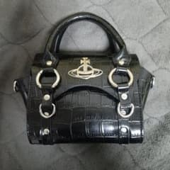 Vivienne Westwood Madeline ブラックハンドバッグ - メルカリ