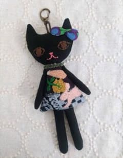 黒ねこさんチャーム 4 ミナペルホネン - メルカリ