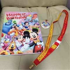 makiron0101さん用ディズニー バースデー 特典 メダル アルバムのサムネイル