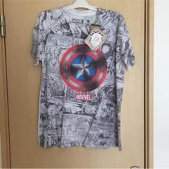 MARVEL Tシャツのサムネイル