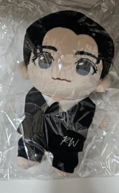 公式 ロウン ROWOON ぬいぐるみ 黒スーツ - メルカリ