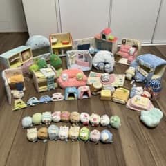 정리 판매하는 미코구라시 하우스 인형