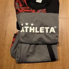 ATHLETA スポーツウェア 上下セット 150のサムネイル