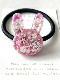 レジン＊うさちゃんフェイス フラワー ヘアゴム✧˚₊‧ꕥ - メルカリ