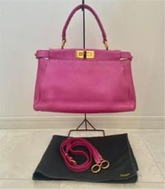 【専用】フェンディ　FENDI  ピーカブー　バック　ピンクのサムネイル