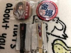 ゴールデンボンバー ガチャ缶バッジ他のサムネイル