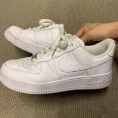 ナイキ エアフォース1 ロー ホワイト '07 23.5cmのサムネイル