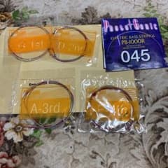 未使用の弦  ベースのサムネイル