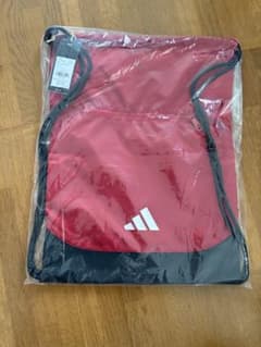 adidas スポーツバッグのサムネイル