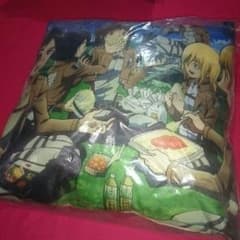 進撃の巨人 限定クッションのサムネイル