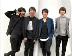 kiryuyrik Vネック レイヤード Tシャツ ブラック&ホワイト 桜井着のサムネイル