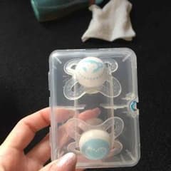 おしゃぶり二個セットのサムネイル