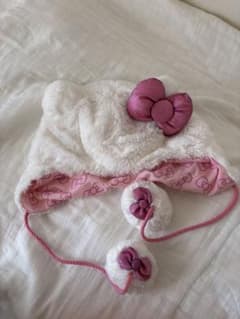 Hello Kitty ファー帽子 被り物のサムネイル