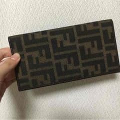 fendi お札入れのサムネイル