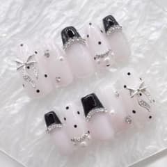 現品 量産型 ワンホン フレンチガーリー 黒 ドット柄 リボン ネイル