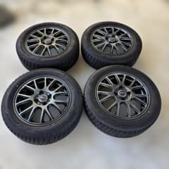 YOKOHAMAスタッドレスレス185/60/R15 アルミホイール付【中古】のサムネイル